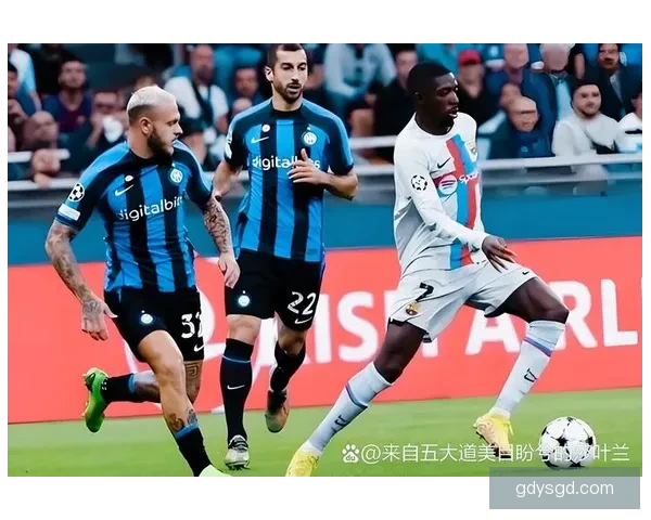 利物浦与马德里竞技巅峰对决引爆全场期待的欧冠荣耀巅峰盛宴之夜 利物浦与马德里竞技巅峰对决引爆全场期待的欧冠荣耀巅峰盛宴之夜