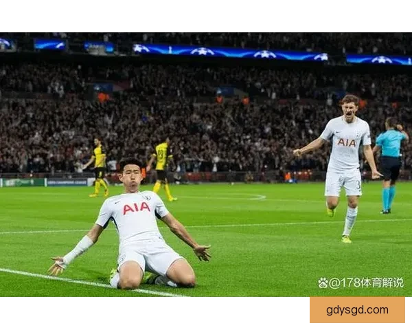 俄罗斯对阵希腊篮球焦点之战谁能掌控比赛节奏与关键球员表现前景解析 俄罗斯对阵希腊篮球焦点之战谁能掌控比赛节奏与关键球员表现前景解析